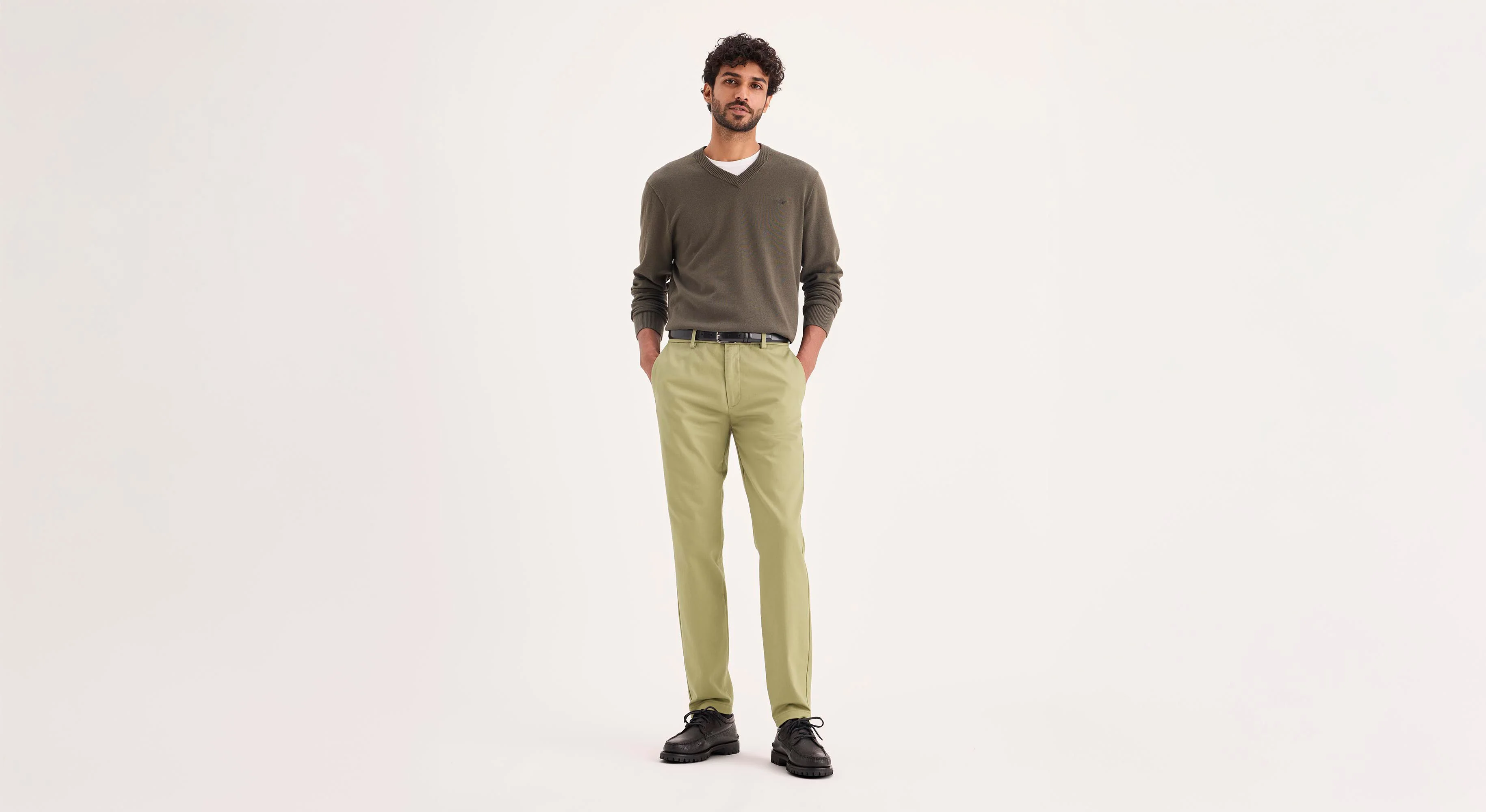 Signature Iron Free Khakis, Skinny Fit with Stain Defender®