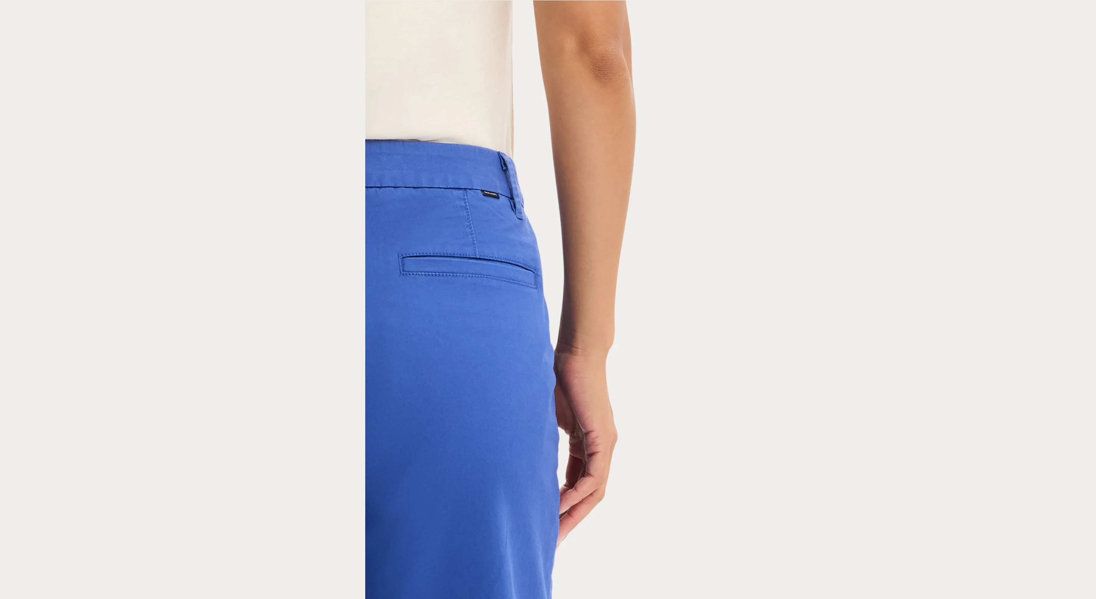 Weekend Chino Pants, Slim Fit - Image 3